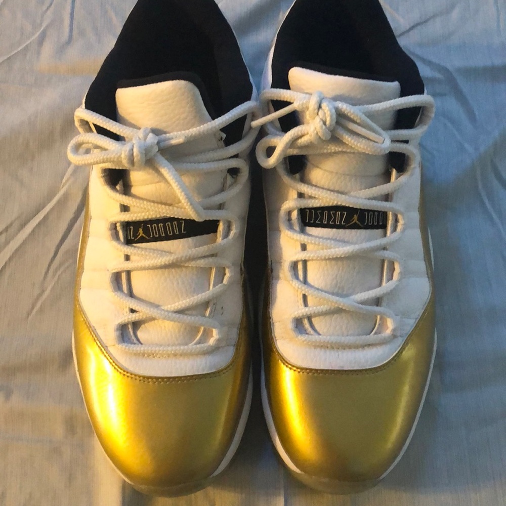 Closing ceremoy Jordan 11s